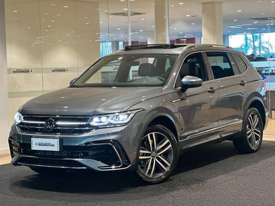 VOLKSWAGEN TIGUAN 2.0 300 TSI GASOLINA ALLSPACE R-LINE AUTOMÁTICO VOLKSWAGEN TIGUAN 2.0 300 TSI GASOLINA ALLSPACE R-LINE AUTOMÁTICO
